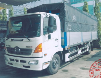 Xe tải Hino FC9JLTC 6T6 mui bạt thùng dài 6,6 mét