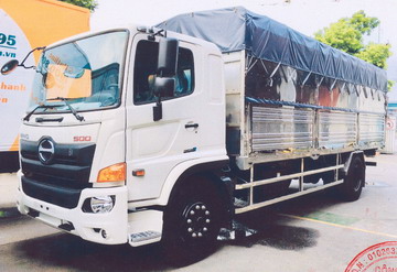 Xe tải Hino FG8JP7A-E 9T5 thùng mui bạt dài 6,8 mét