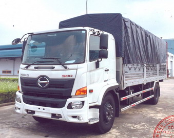 Xe tải Hino FG8JP7A-F 8T5 thùng mui bạt dài 7,3 mét