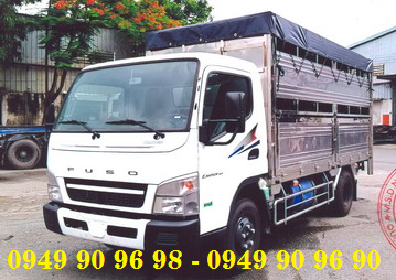 Xe tải FUSO CANTER6.5 2T6 chở gia súc