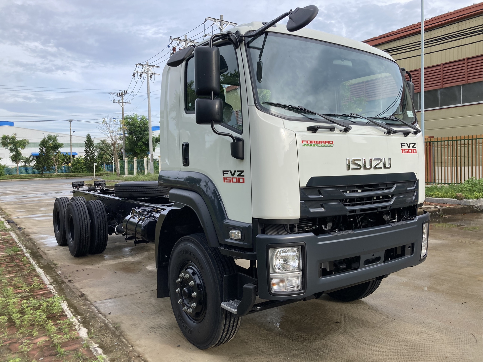 Xe tải Isuzu FVZ60TE5 15T 2 cầu Euro 5 2023