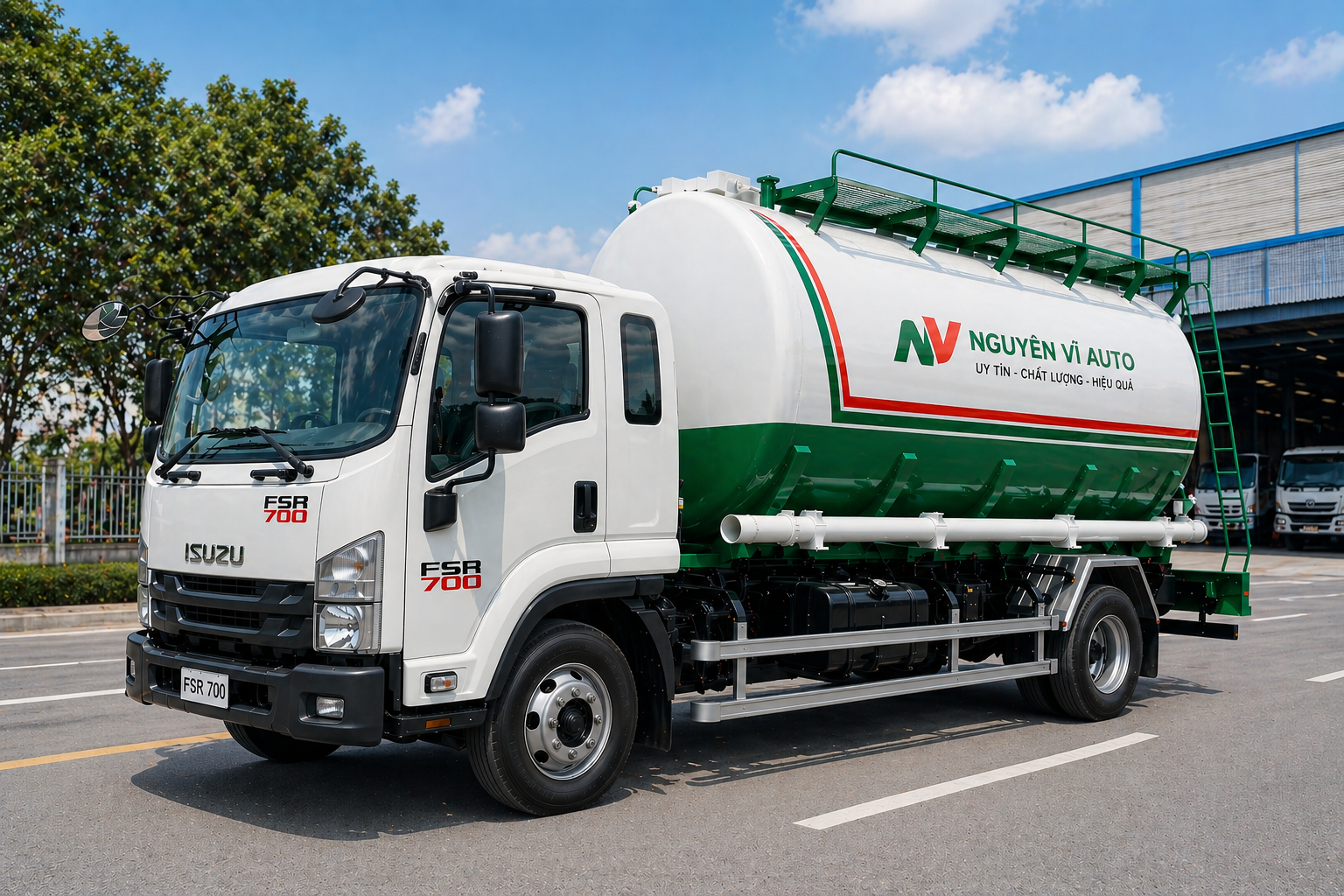 xe bồn chở cám ISUZU FSR 700, xe bồn chở cám 12 khối, xe bồn chở cám thổi khí nén, xe chở cám ISUZU 7 tấn, giá xe bồn chở cám ISUZU, xe bồn cám ISUZU FSR 700 2026, xe bồn chở thức ăn chăn nuôi, xe bồn chở cám 4x2, xe bồn chở cám dung tích 12 khối, xe bồn chở cám trang trại, xe bồn chở cám thổi khí, xe chở cám ISUZU giá bao nhiêu, xe bồn cám ISUZU và Hino, xe bồn chở cám loại nào tốt, so sánh xe bồn chở cám, xe bồn chở cám tiết kiệm nhiên liệu, xe bồn chở cám bền nhất, đóng bồn chở cám ISUZU, hoán cải xe bồn chở cám, xe bồn chở cám Nguyên Vĩ Auto 
