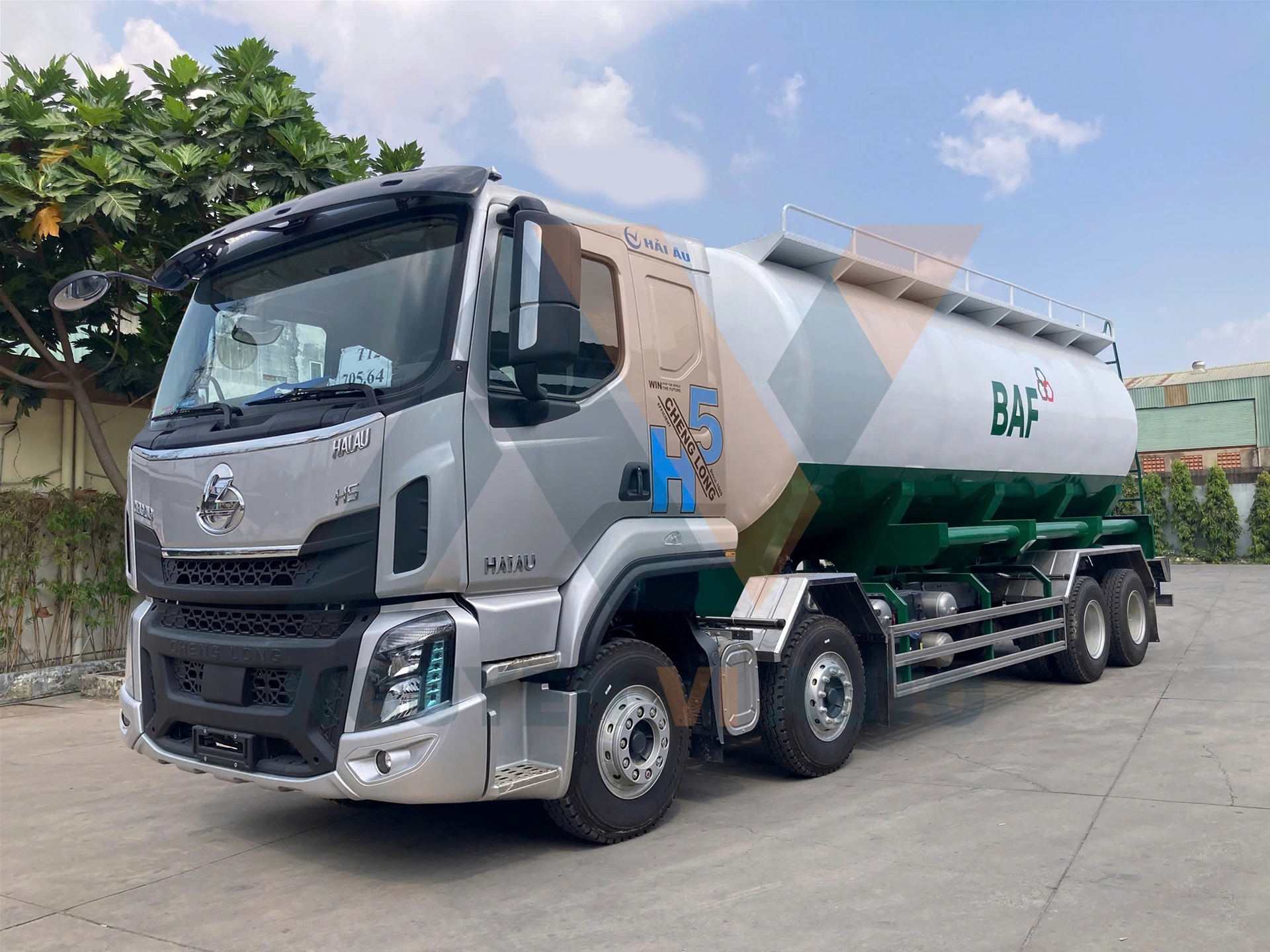 xe bồn chở cám, xe bồn chenglong 4 chân chở cám, xe bồn chenglong h5 chở cám, xe bồn chenglong chở cám thổi, xe bồn cám chenglong h5, xe bồn cám chenglong 4 chân, xe chenglong bồn chở cám thổi, xe chenglong bồn chở cám thổi 4 chân, xe chenglong bồn thổi cám 4 chân, hoán cải xe chenglong bồn chở cám, cải tạo Xe bồn chở cám Chenglong 4 chân H5 dạng thổi khí nén, cải tạo xe bồn chở cám, cải tạo xe bồn chenglong 4 chân chở cám, cải tạo xe bồn chenglong h5 chở cám, cải tạo xe bồn chenglong chở cám thổi, cải tạo xe bồn cám chenglong h5, cải tạo xe bồn cám chenglong 4 chân, cải tạo xe chenglong bồn chở cám thổi, cải tạo xe chenglong bồn chở cám thổi 4 chân, cải tạo xe chenglong bồn thổi cám 4 chân, xe bồn chở cám giá rẻ, xưởng đóng bồn chở cám tphcm, xe bồn chở cám giá tốt, xưởng đóng bồn chở cám nguyên vĩ auto